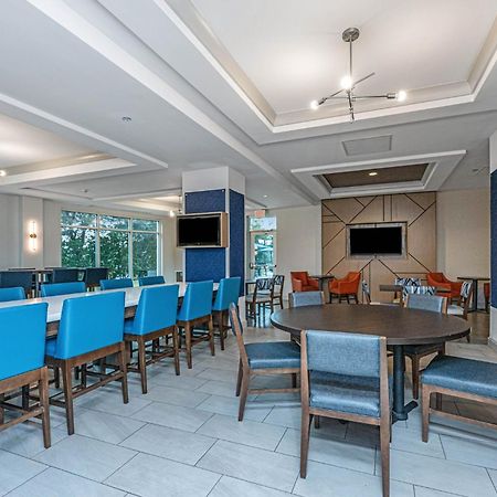 Holiday Inn Express & Suites Charleston Arpt-Conv Ctr Area By Ihg North Charleston Eksteriør billede