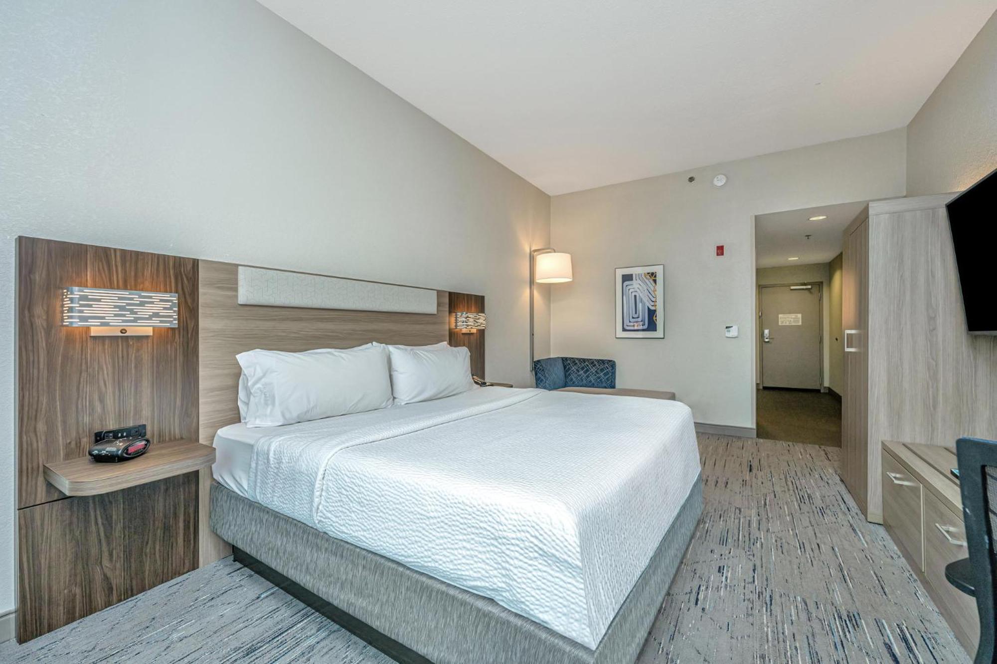 Holiday Inn Express & Suites Charleston Arpt-Conv Ctr Area By Ihg North Charleston Eksteriør billede