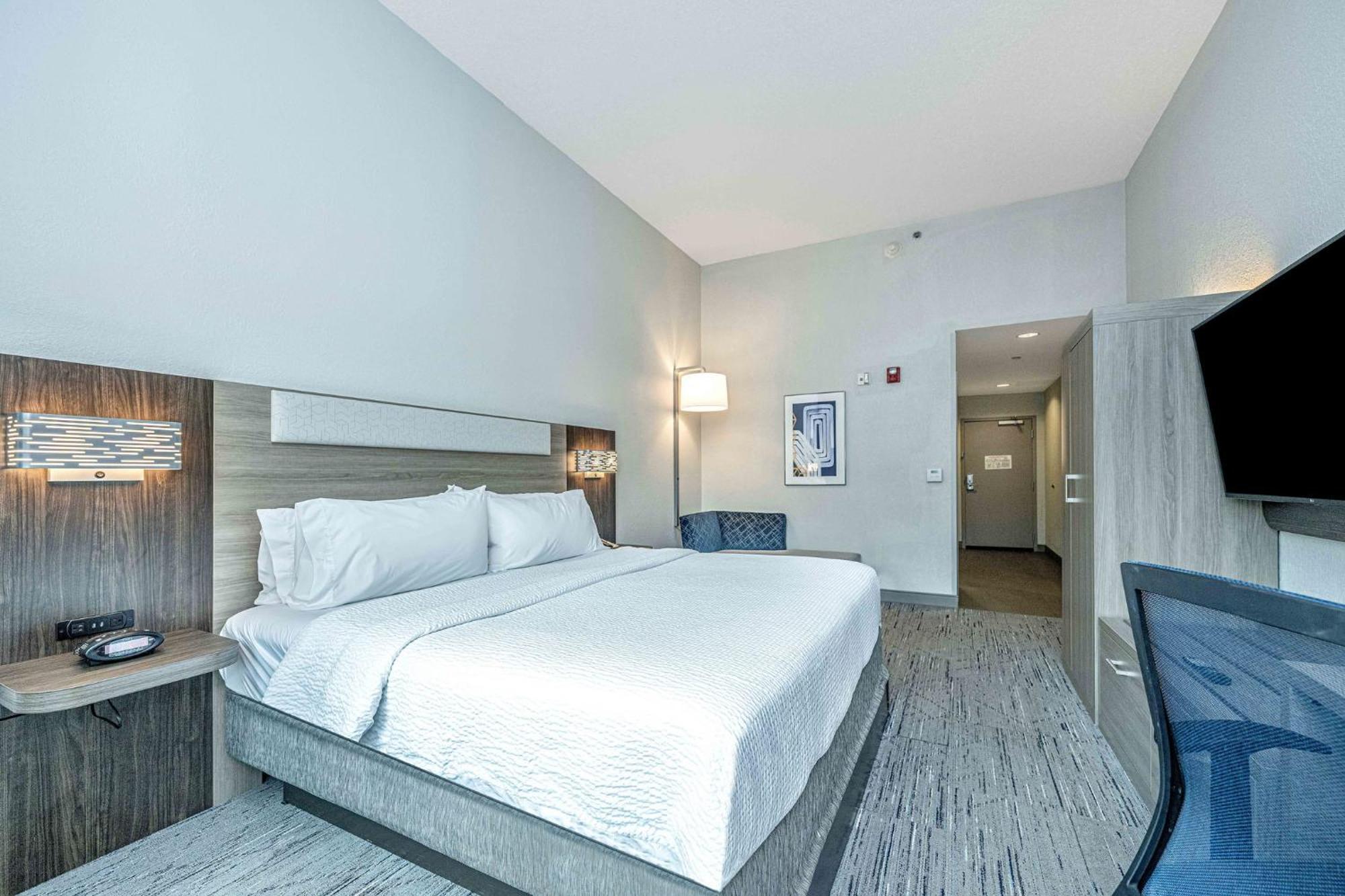 Holiday Inn Express & Suites Charleston Arpt-Conv Ctr Area By Ihg North Charleston Eksteriør billede