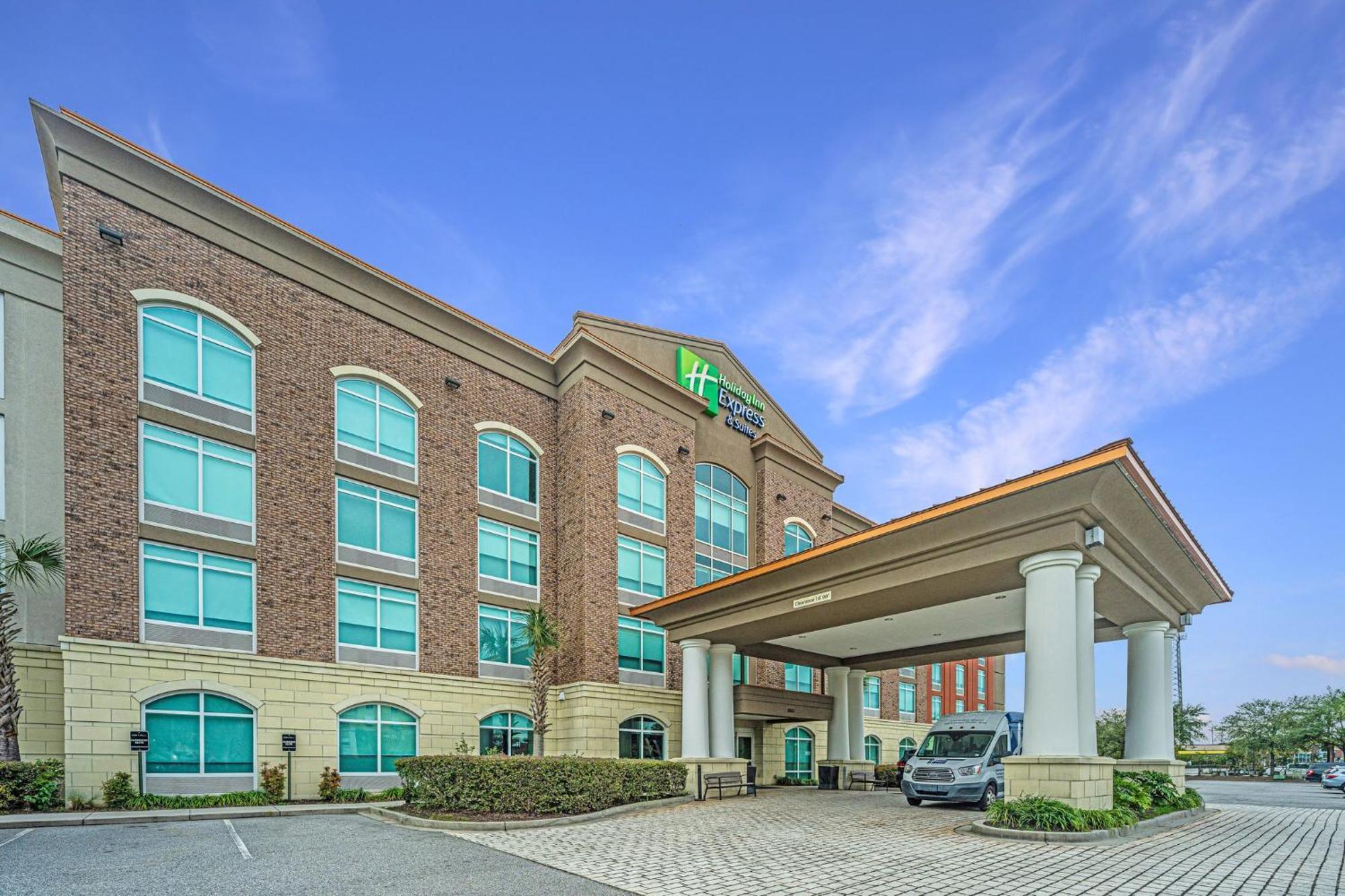 Holiday Inn Express & Suites Charleston Arpt-Conv Ctr Area By Ihg North Charleston Eksteriør billede