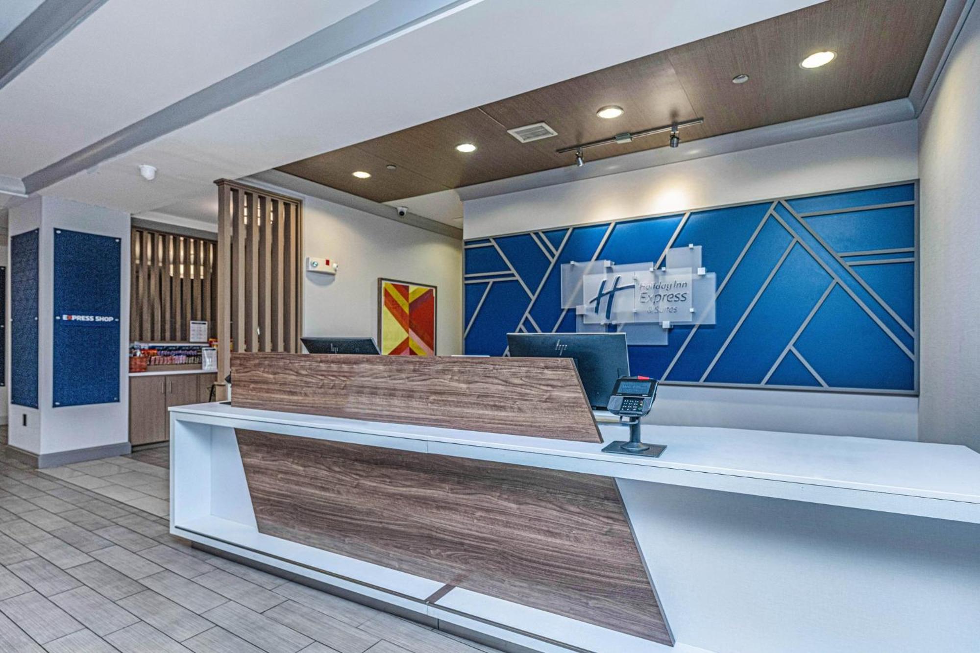 Holiday Inn Express & Suites Charleston Arpt-Conv Ctr Area By Ihg North Charleston Eksteriør billede