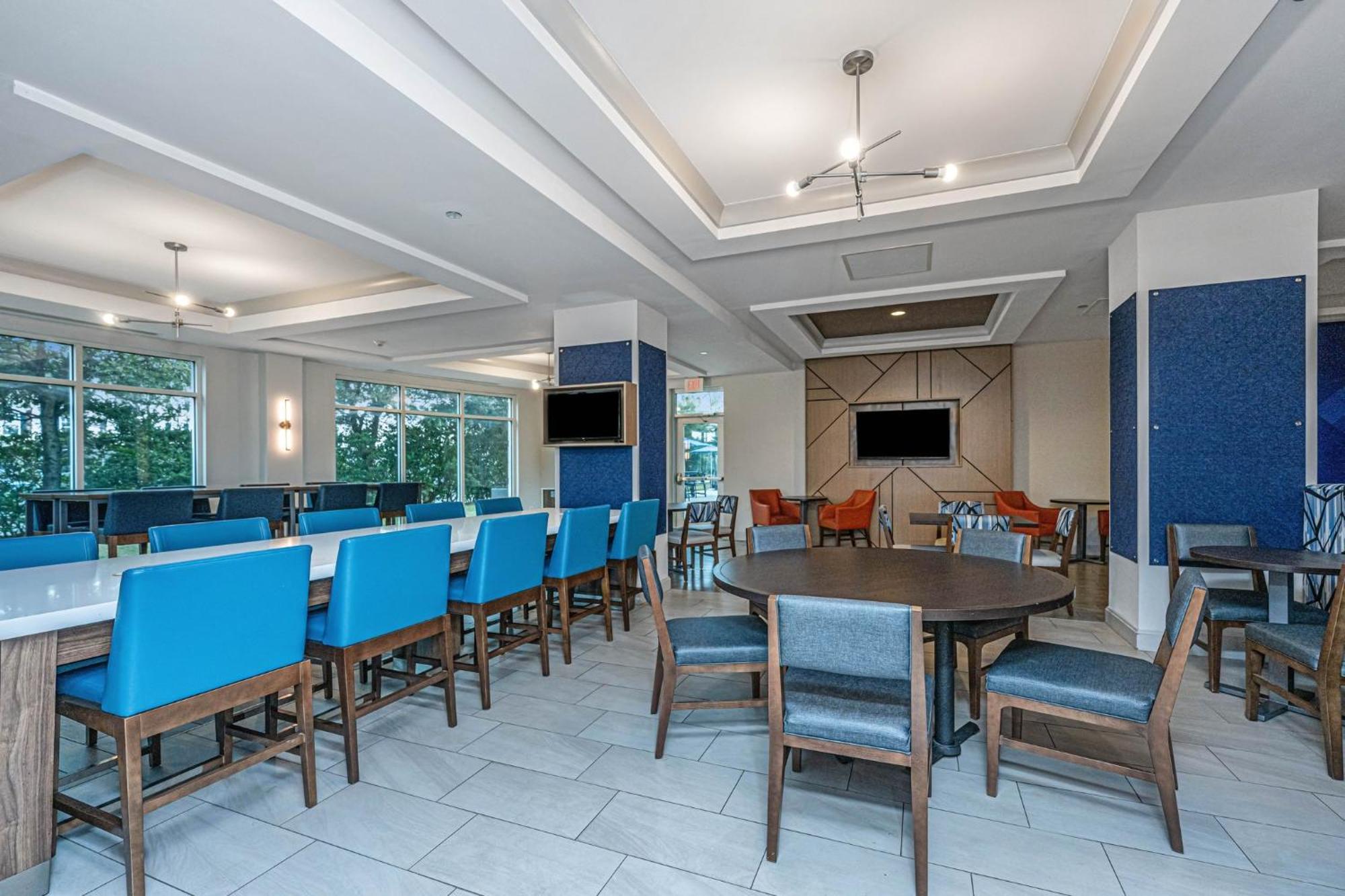 Holiday Inn Express & Suites Charleston Arpt-Conv Ctr Area By Ihg North Charleston Eksteriør billede
