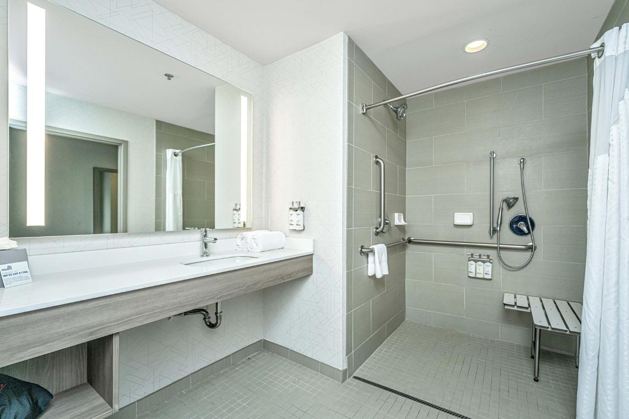 Holiday Inn Express & Suites Charleston Arpt-Conv Ctr Area By Ihg North Charleston Eksteriør billede