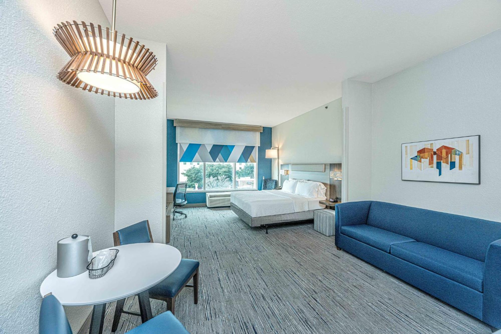 Holiday Inn Express & Suites Charleston Arpt-Conv Ctr Area By Ihg North Charleston Eksteriør billede