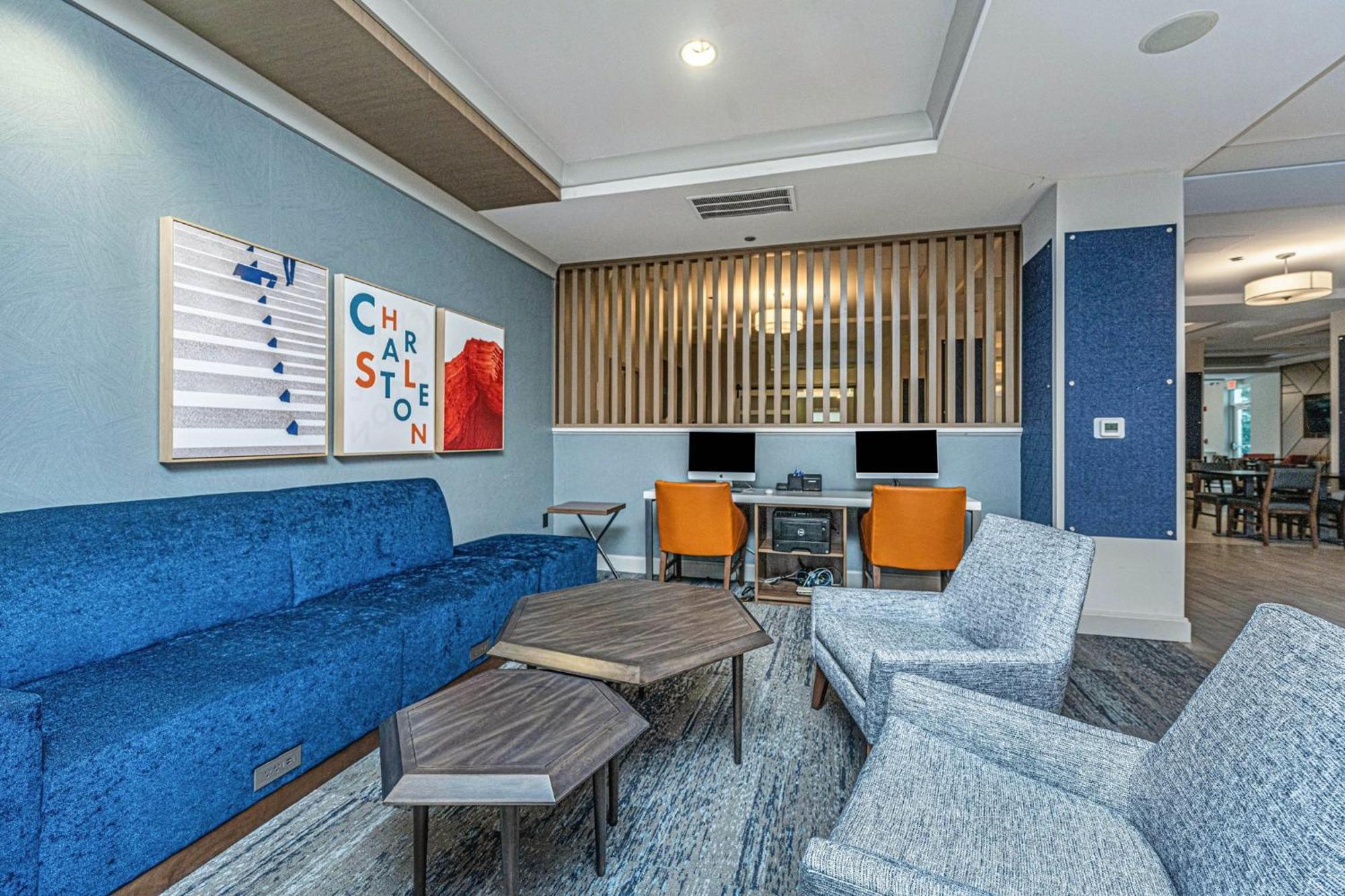 Holiday Inn Express & Suites Charleston Arpt-Conv Ctr Area By Ihg North Charleston Eksteriør billede