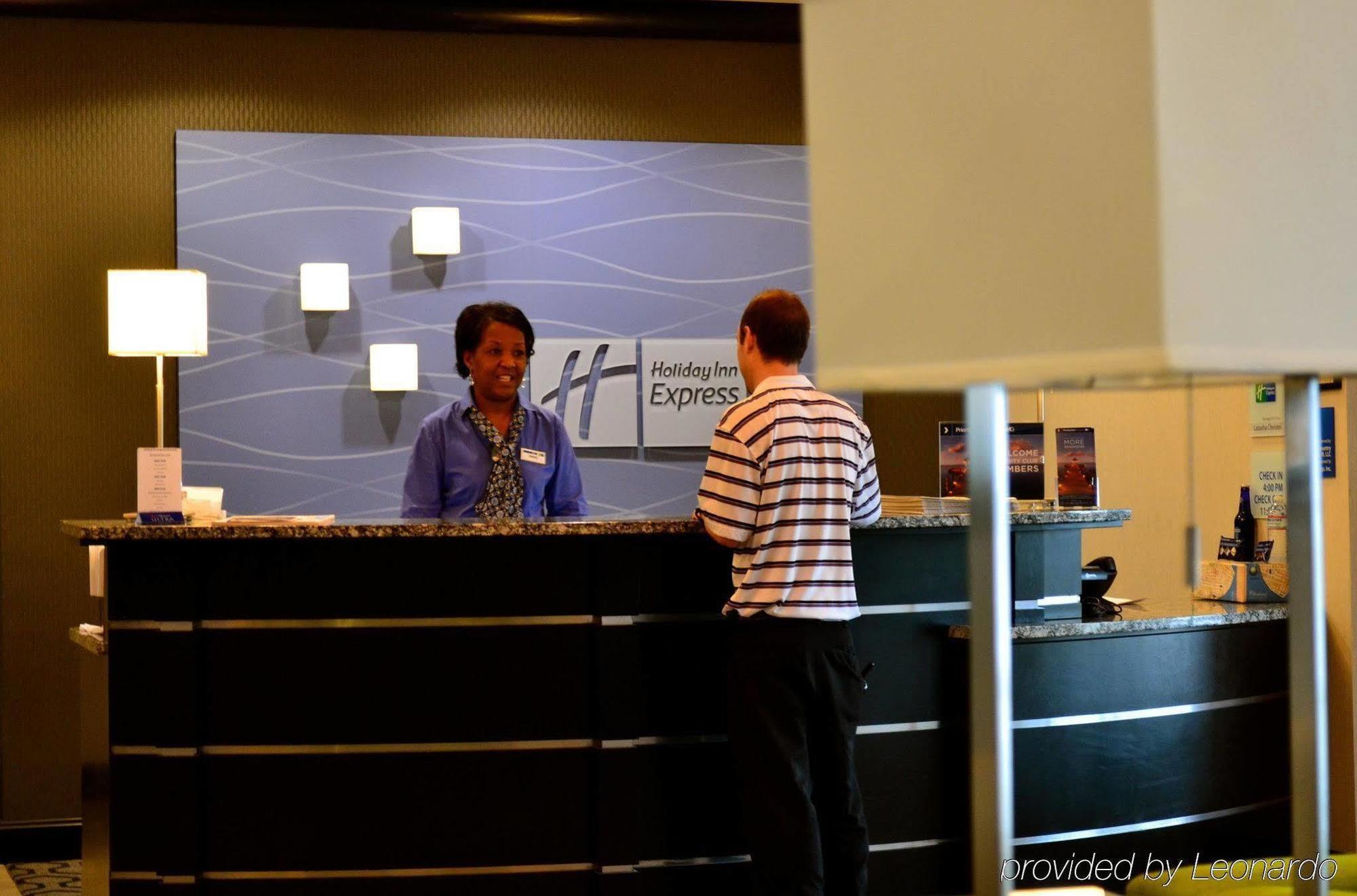 Holiday Inn Express & Suites Charleston Arpt-Conv Ctr Area By Ihg North Charleston Eksteriør billede